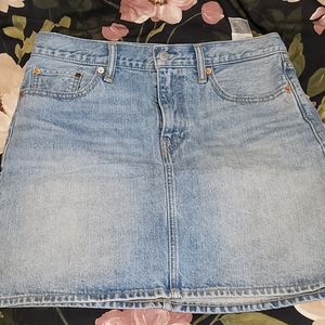Levis denim skirt